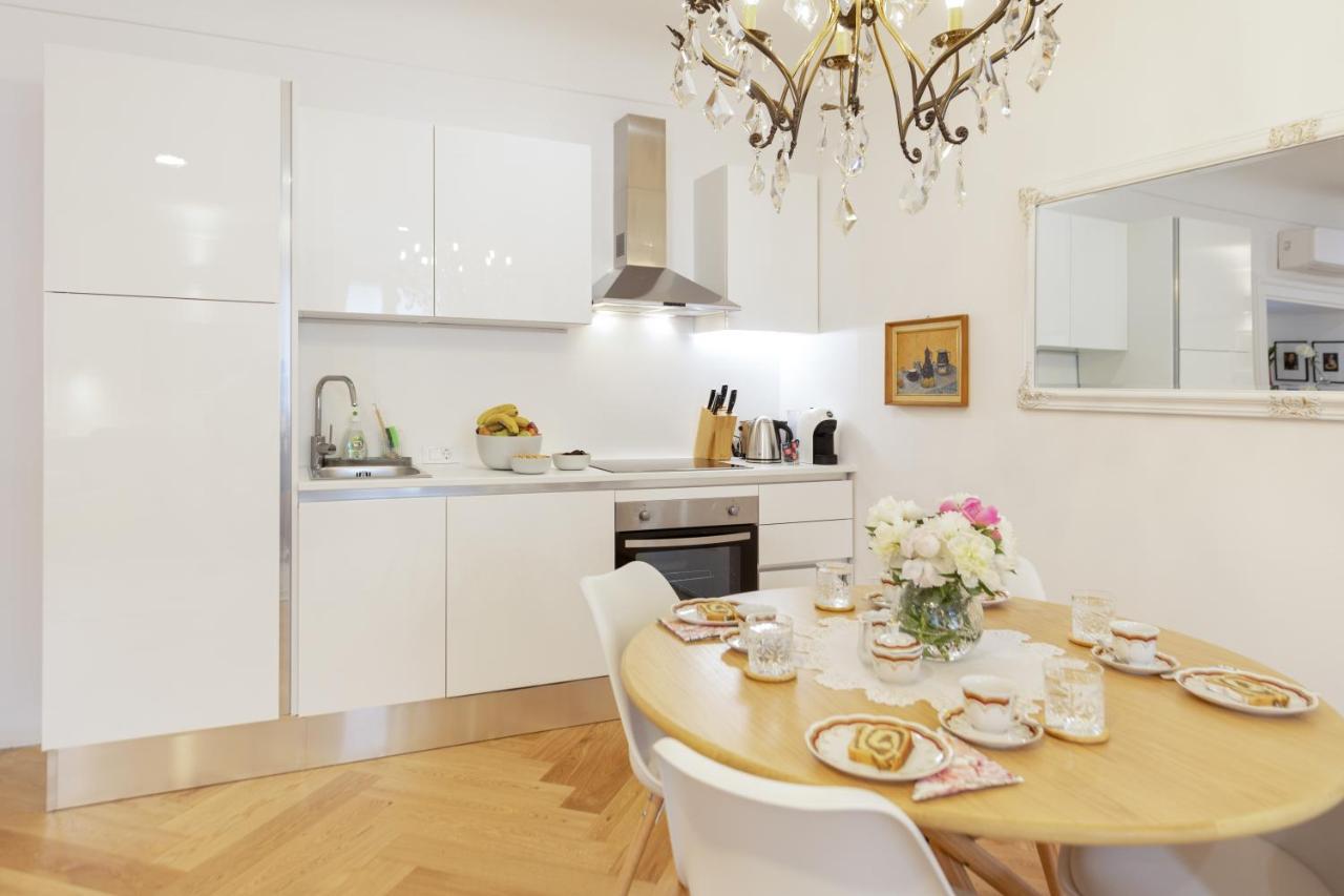Stylish Apartment In Historical Center Ljubljana Exterior foto
