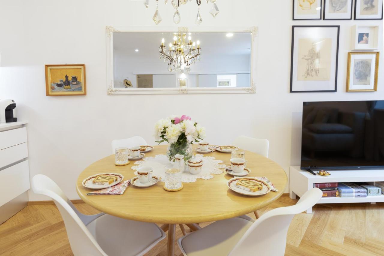 Stylish Apartment In Historical Center Ljubljana Exterior foto
